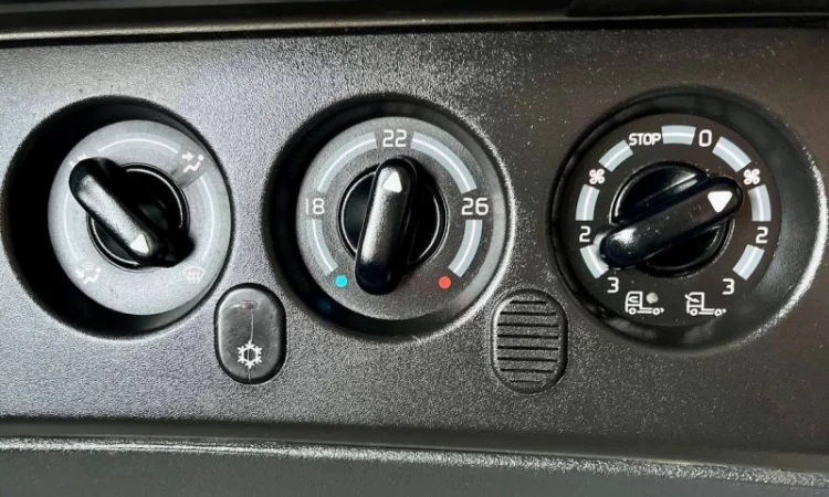 RENAULT MAGNUM 480 DXi - 2012 рік - фото № 7