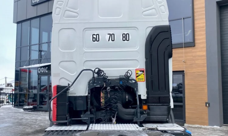 Продам тягач Renault Premium ADR 2012 - фото № 6