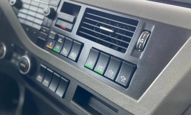 VOLVO FH 460 - 2016 рік - фото № 5