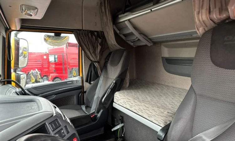 EURO 6 тягач DAF XF 106 - фото № 7