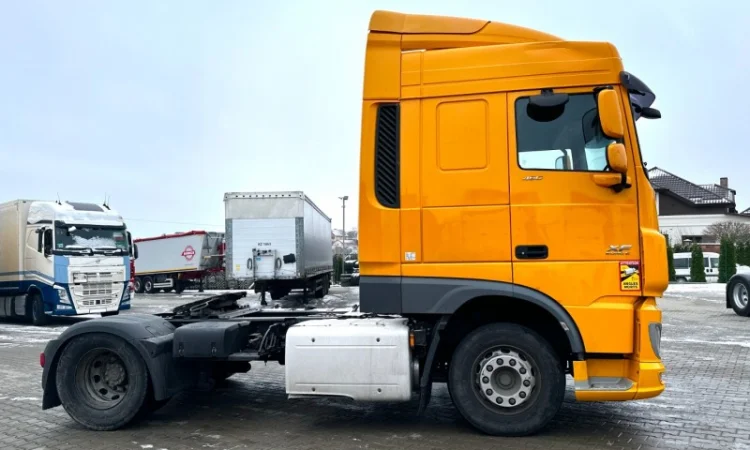 EURO 6 тягач DAF XF 106 - фото № 18