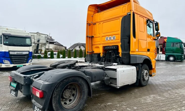 EURO 6 тягач DAF XF 106 - фото № 17