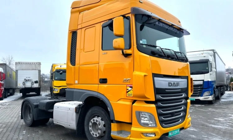 EURO 6 тягач DAF XF 106 - фото № 16