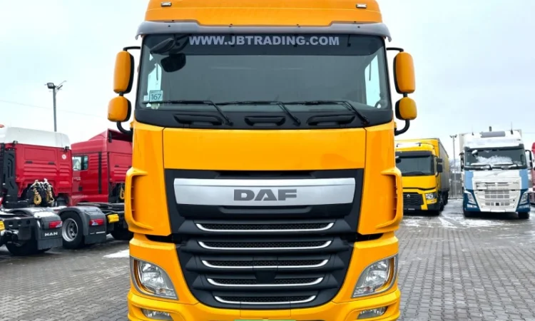 EURO 6 тягач DAF XF 106 - фото № 15