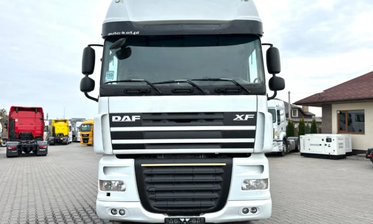 Euro 5 тягач DAF Xf 105.460 -2011 рік - фото № 18