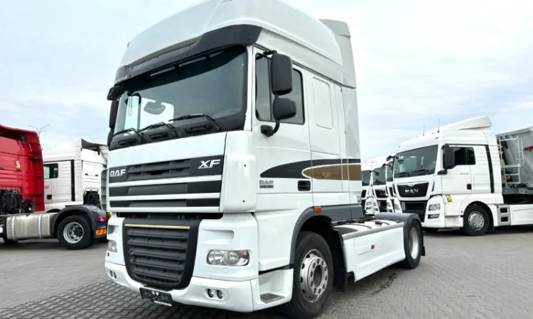 Euro 5 тягач DAF Xf 105.460 -2011 рік - фото № 12