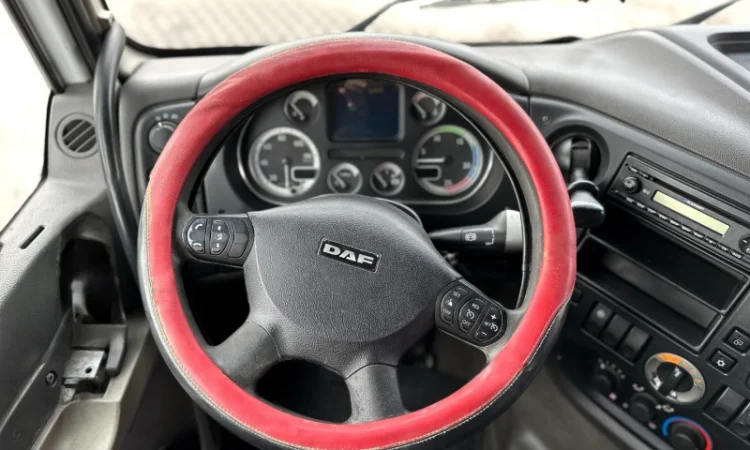 Euro 5 тягач DAF Xf 105.460 -2011 рік - фото № 2