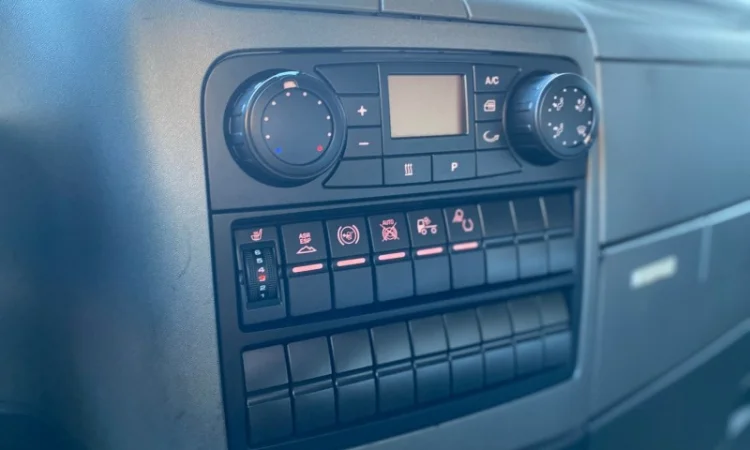 6 EURO тягач man TGX 18.440- 2015 рік - фото № 10