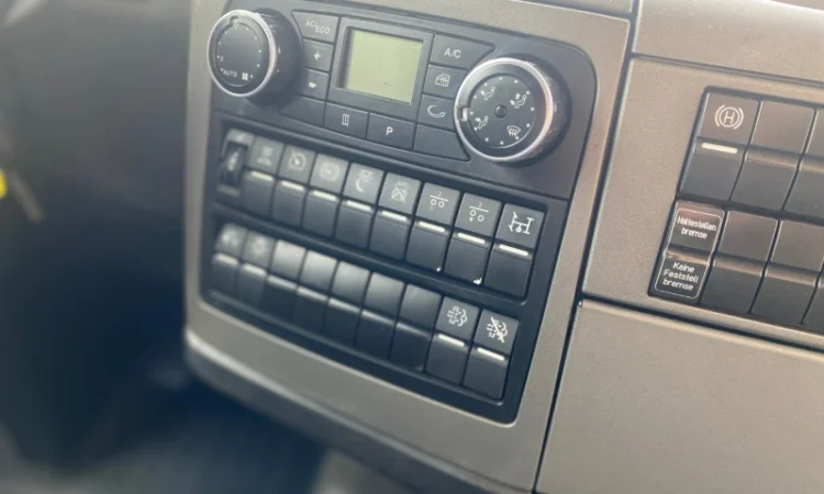 MAN тягач TGX 18.440 - 2015 рік - фото № 16