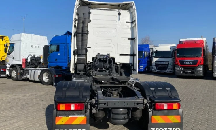 EURO 6 тягач VOLVO FH 460 - 2015 рік - фото № 14