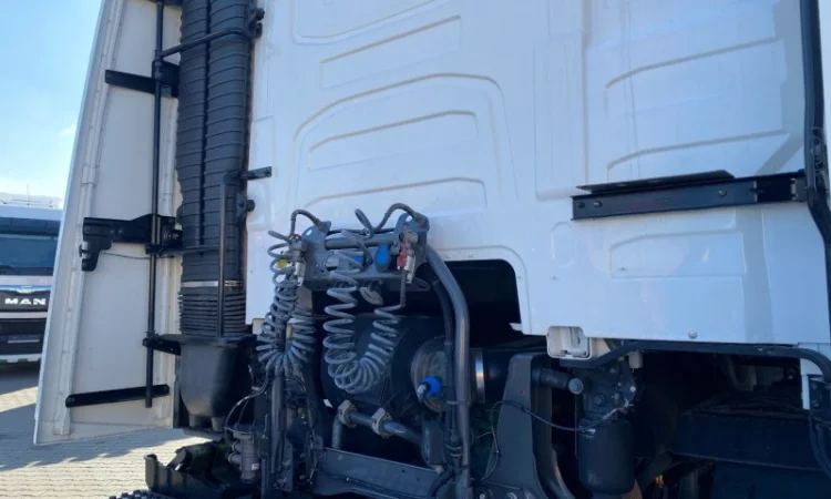 EURO 6 тягач VOLVO FH 460 - 2015 рік - фото № 11