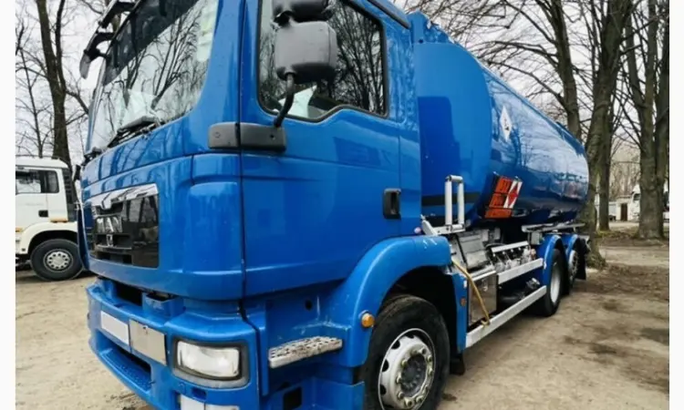 Бензовоз MAN TGS 26.400 паливовоз цистерна Свіжий Синій - фото № 1