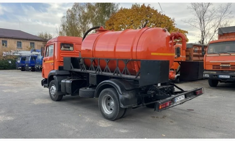 Асенізатор КамАЗ 4308 Бочка 5, 5 м3 - фото № 4