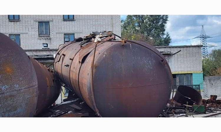 Цистерны 54, 63 куба жд продам - фото № 8