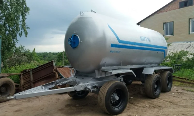 Бочка трехосная МЖТ-16 (для воды, КАС или навоза) - фото № 2