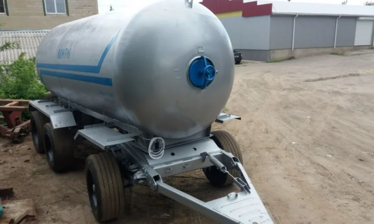 Бочка трехосная МЖТ-16 (для воды, КАС или навоза) - фото № 3