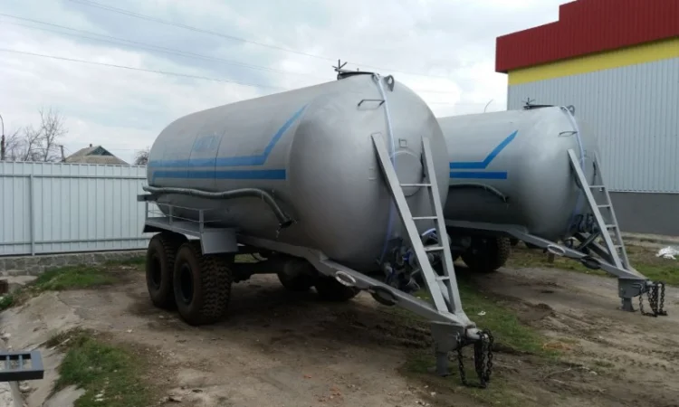 Бочка МЖТ-16 для воды и КАС (есть комплектации для навоза) - фото № 2