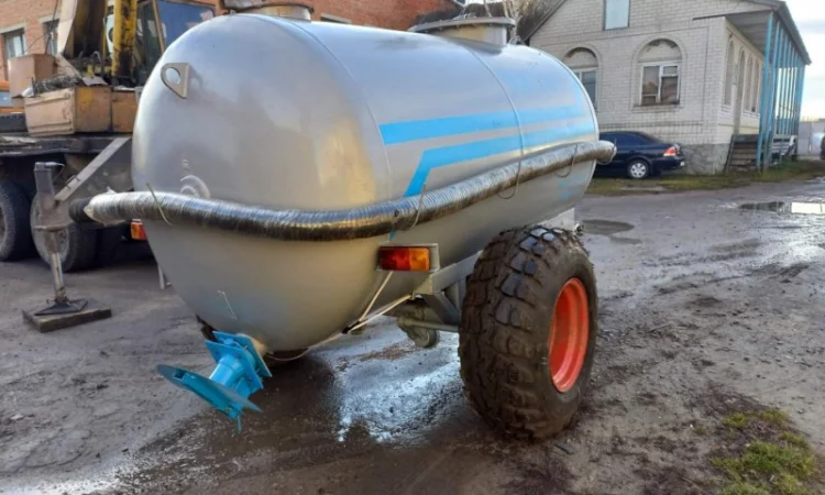 Бочка МЖТ-6 для навозу з розкидачем - фото № 2