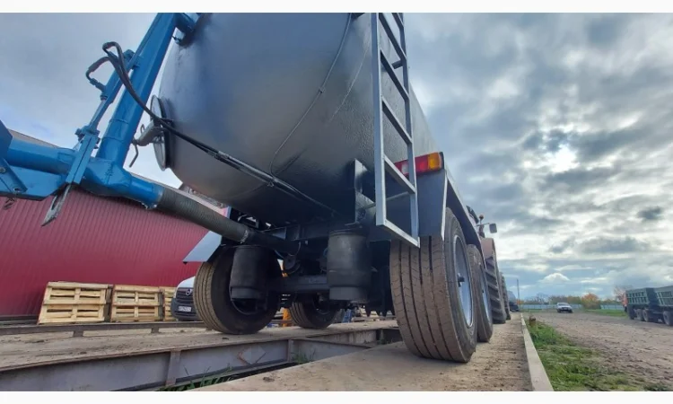 Бочка МЖТ-16 на пневмоподвеске с мешалкой для жидкого навоза - фото № 2