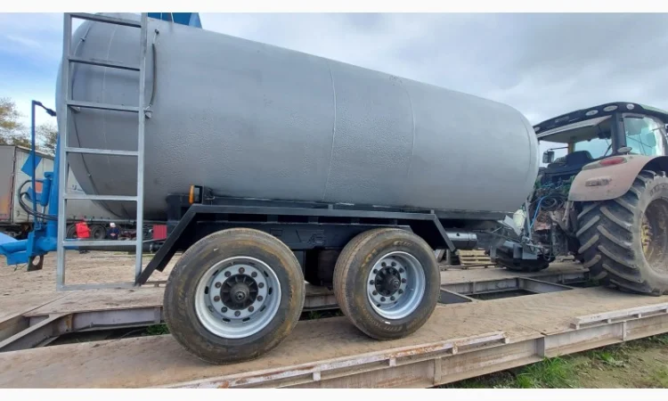 Бочка МЖТ-16 на пневмоподвеске с мешалкой для жидкого навоза - фото № 1