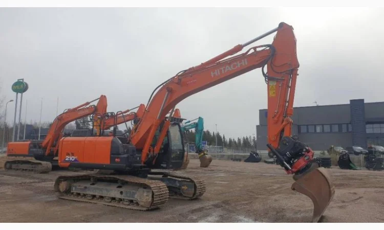 Екскаватор Hitachi ZX210LC-6 - фото № 2