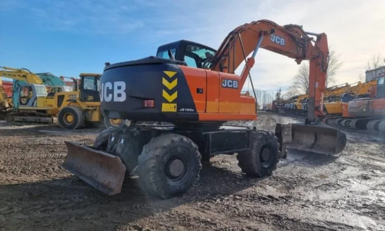 Колісний екскаватор JCB JS 160 W (2002) - фото № 3