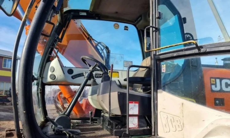 Колісний екскаватор JCB JS 160 W (2002) - фото № 8