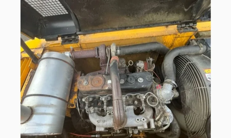 Колісний екскаватор JCB JS 160 W (2004) - фото № 7