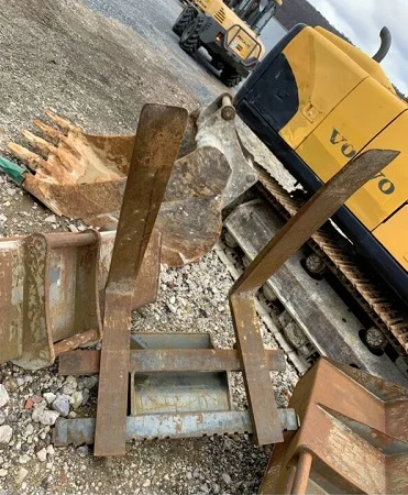 Экскаватор-погрузчик Mecalac 12 MXT - фото № 7