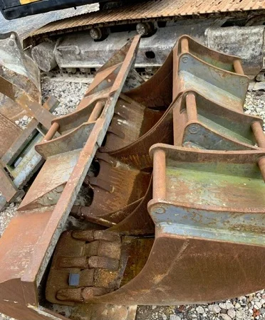 Экскаватор-погрузчик Mecalac 12 MXT - фото № 8