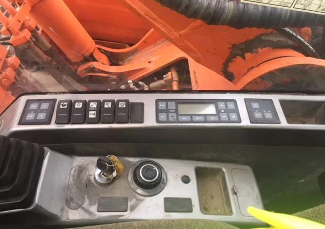 Продажа Гусеничного экскаватора Doosan DX225LC-3 - фото № 2