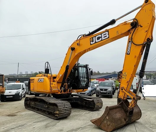 Строительная техника б/у. Гусеничный экскаватор JCB JS220 LC - фото № 2