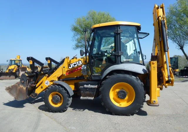 Экскаватор погрузчик JCB 3CX. Самая максимальная комплектация - фото № 2