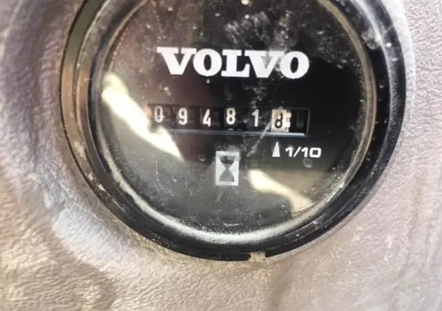 Гусеничный экскаватор Volvo EC480DL - фото № 5