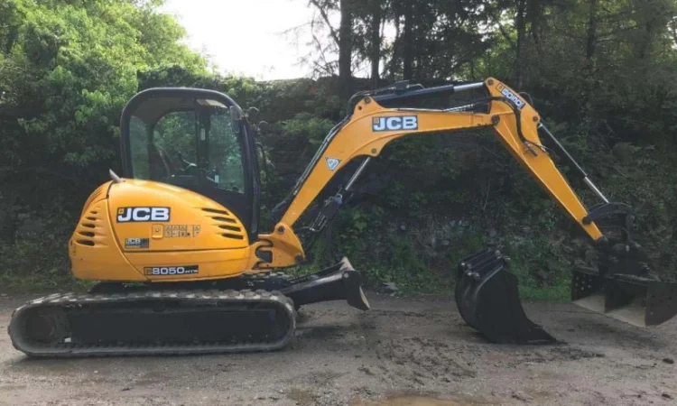 Мини-экскаватор JCB 8050. Мини-экскаватор б/у - фото № 1