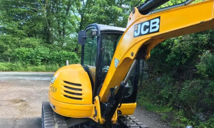 Мини-экскаватор JCB 8050. Мини-экскаватор б/у - фото № 11