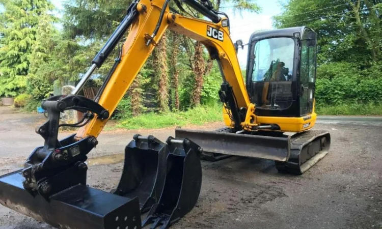 Мини-экскаватор JCB 8050. Мини-экскаватор б/у - фото № 5