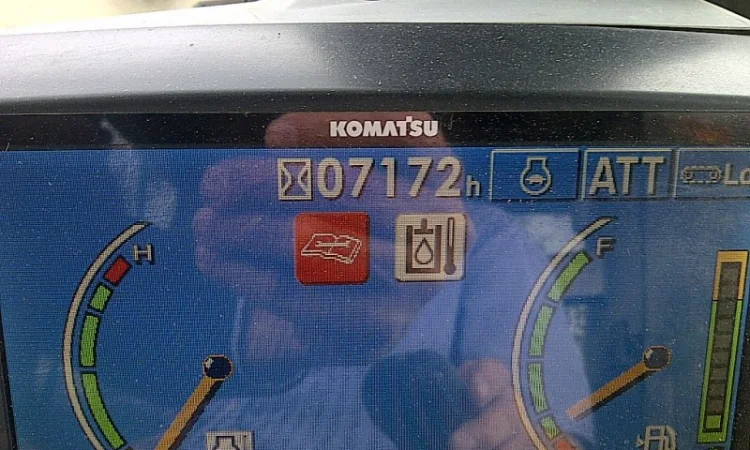 Гусеничный Экскаватор Komatsu PC 210 LC-8 - фото № 3