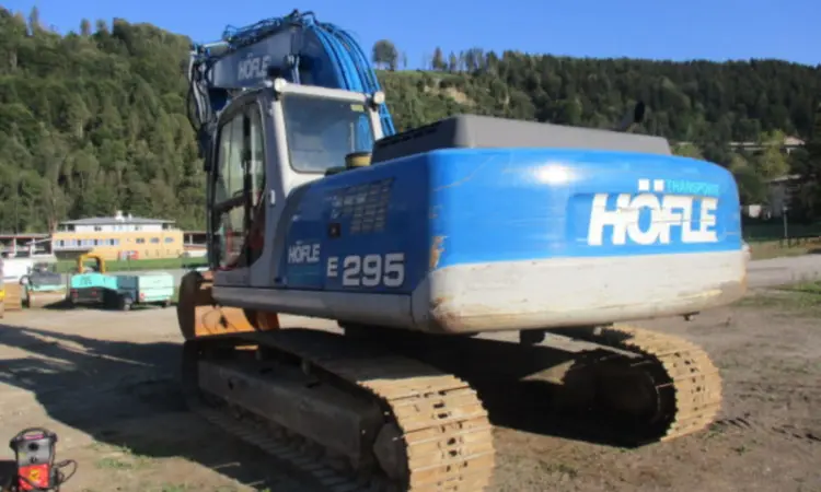 Гусеничный экскаватор New Holland E265 - фото № 3