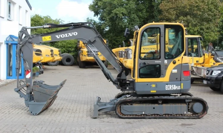 Мини-экскаватор Volvo ECR 58 - фото № 1