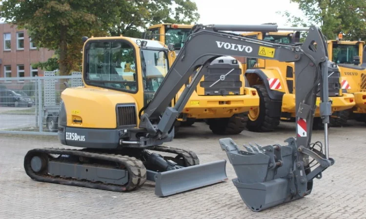 Мини-экскаватор Volvo ECR 58 - фото № 3