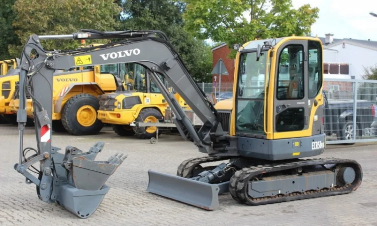 Мини-экскаватор Volvo ECR 58 - фото № 6