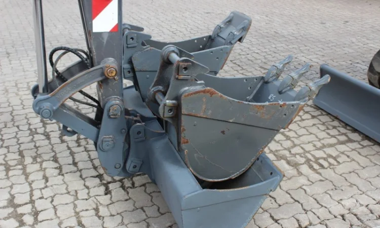 Мини-экскаватор Volvo ECR 58 - фото № 9