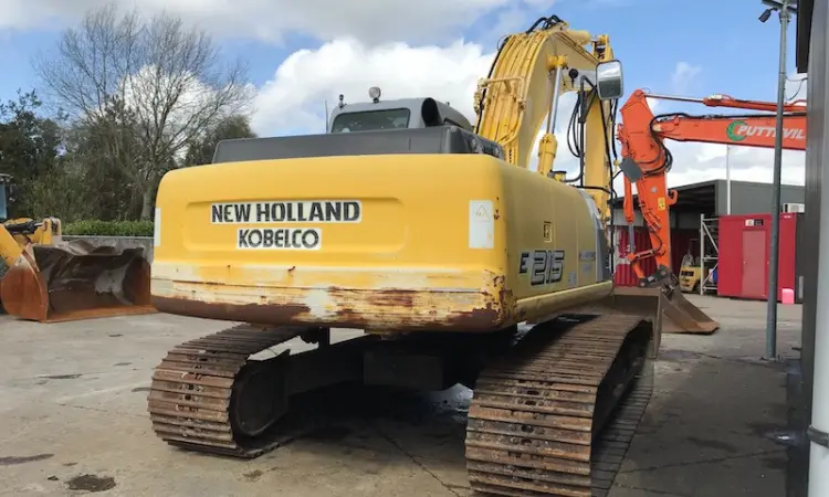 Гусеничный экскаватор New Holland E215LC - фото № 8