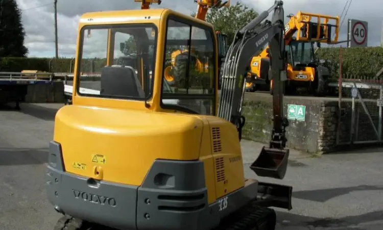Мини экскаватор Volvo EC 35 - фото № 2