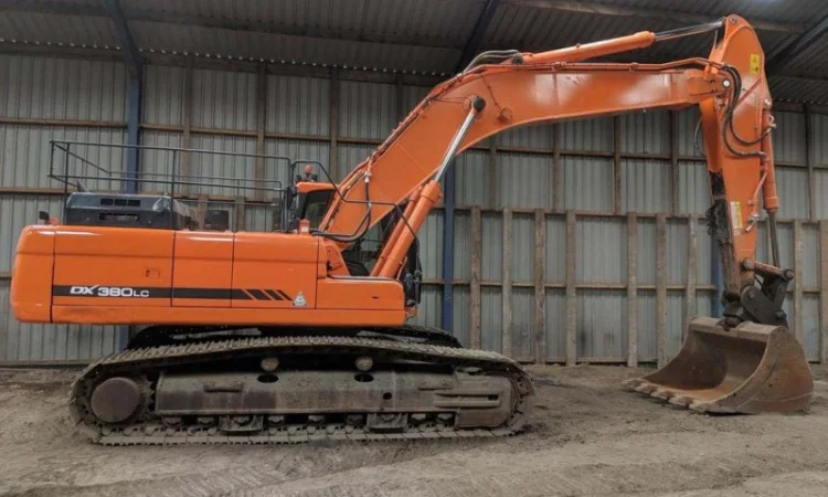 Гусеничный экскаватор Doosan DX 380 LC. Строительная техника в Украине - фото № 1