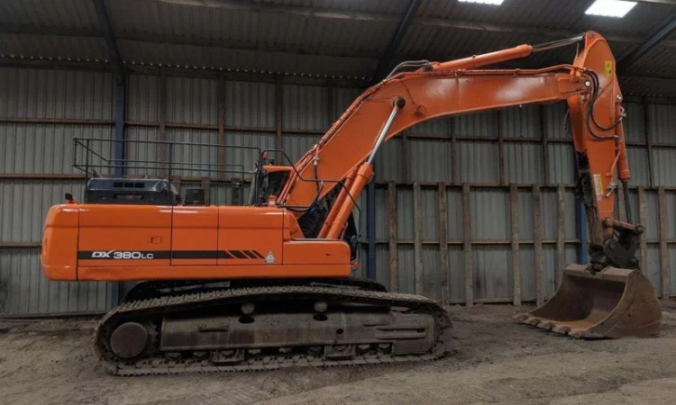 Гусеничный экскаватор Doosan DX 380 LC. Строительная техника в Украине - фото № 10