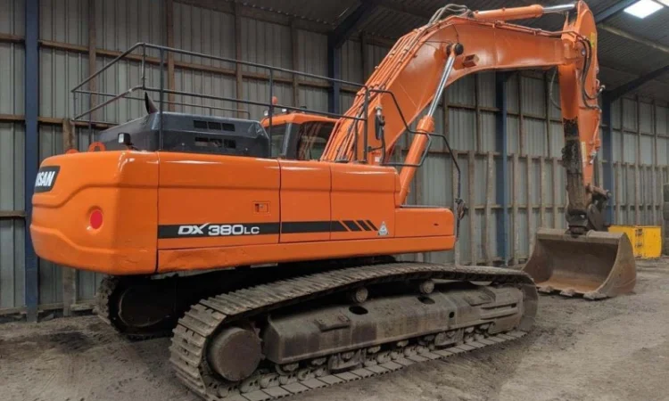 Гусеничный экскаватор Doosan DX 380 LC. Строительная техника в Украине - фото № 2