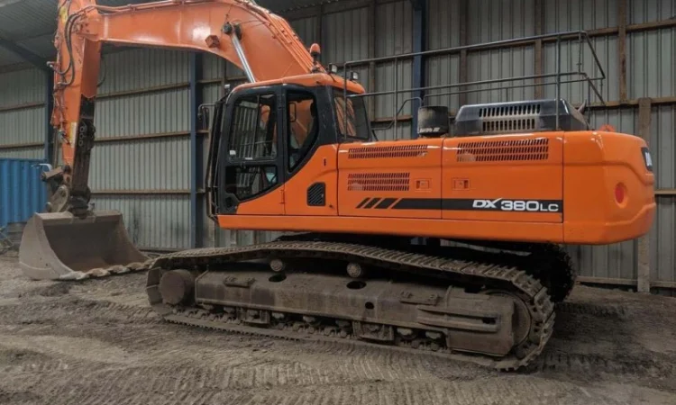 Гусеничный экскаватор Doosan DX 380 LC. Строительная техника в Украине - фото № 5