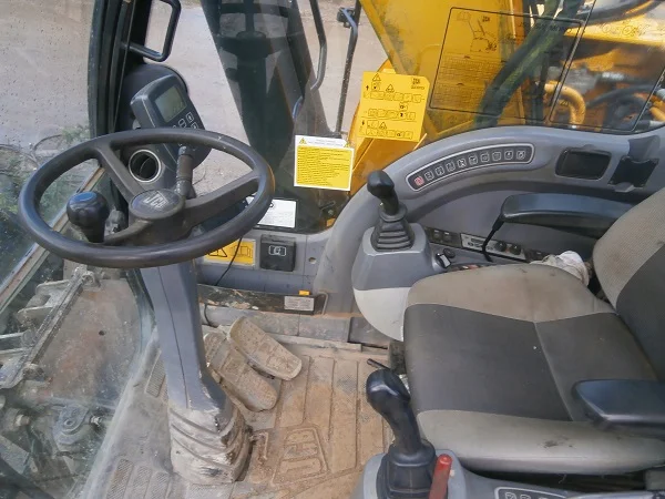 Колесный экскаватор JCB JS175W. В Украине не работал - фото № 6